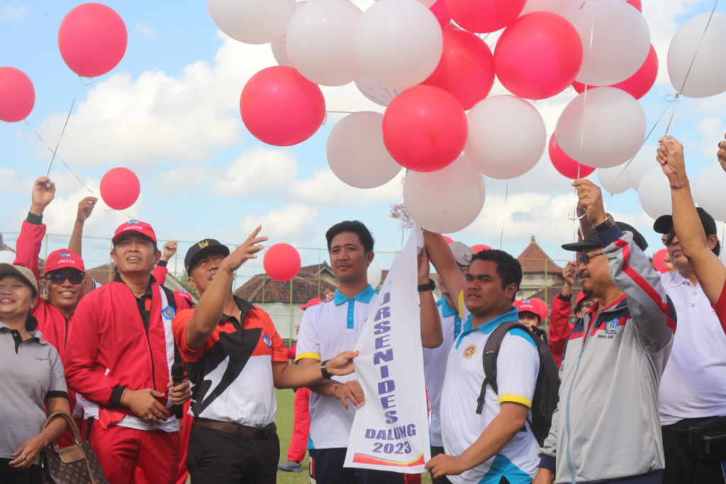 Pembukaan Pekan Olahraga dan Seni (PORSENIDES) Dalung Tahun 2023